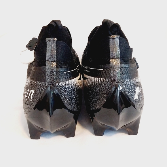 Nike Vapor Edge Elite 360 Flyknit Football Cleats - Picture 3 of 12